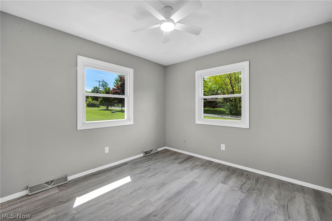 1543 Lindakay Drive Akron OH 44312