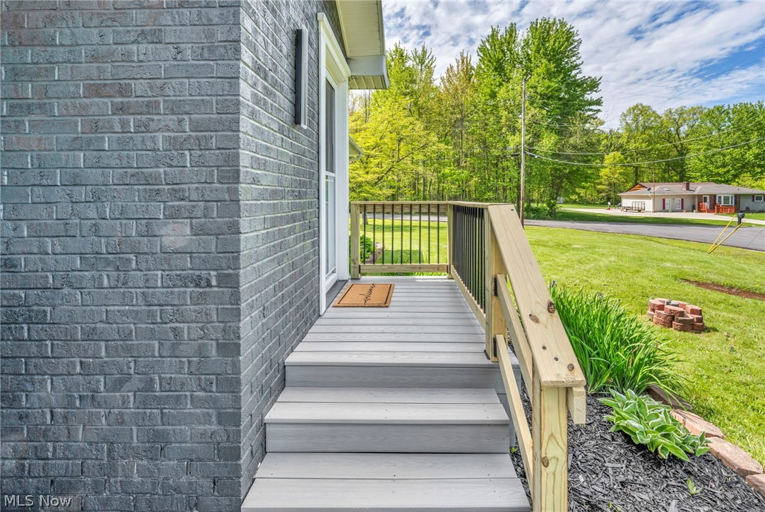 1543 Lindakay Drive Akron OH 44312
