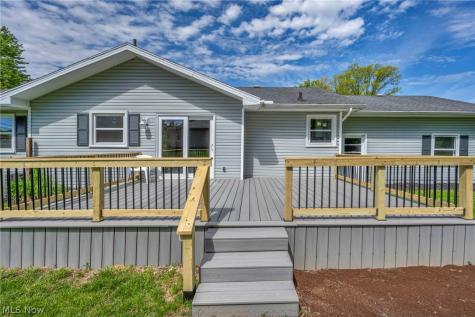 1543 Lindakay Drive Akron OH 44312