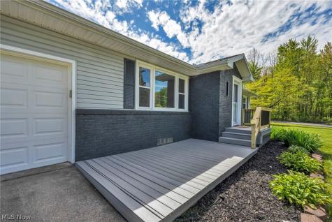 1543 Lindakay Drive Akron OH 44312