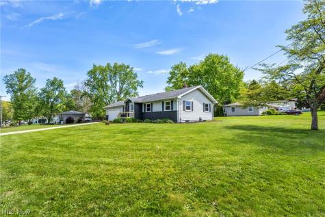1543 Lindakay Drive Akron OH 44312