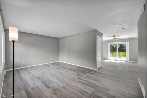 1543 Lindakay Drive Akron OH 44312