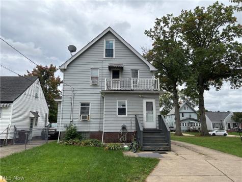 2906 Grovewood Avenue Parma OH 44134