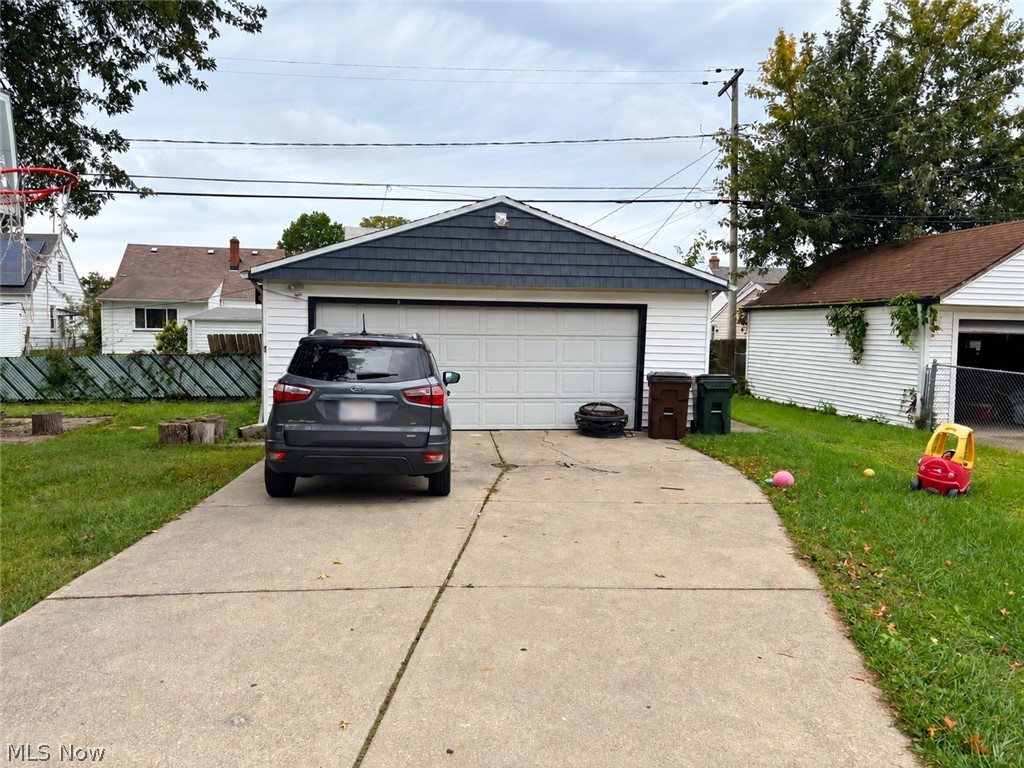 2906 Grovewood Avenue Parma OH 44134