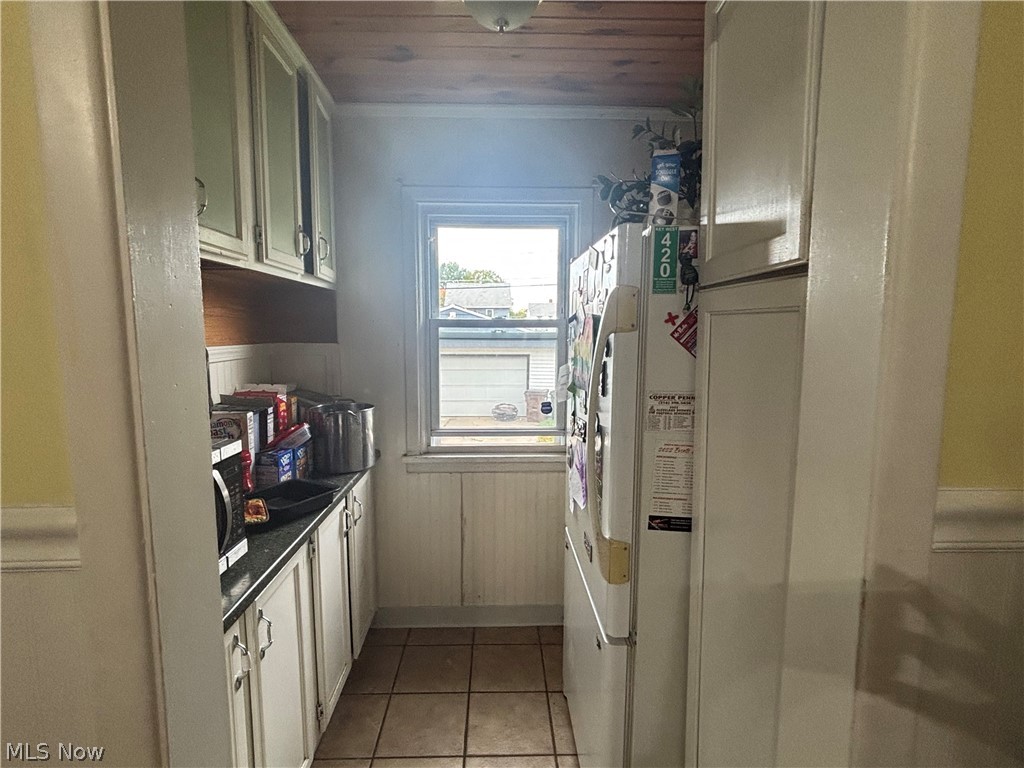 2906 Grovewood Avenue Parma OH 44134