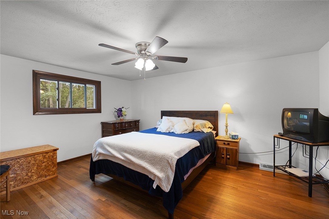 8735 Cedar Road Chesterland OH 44026