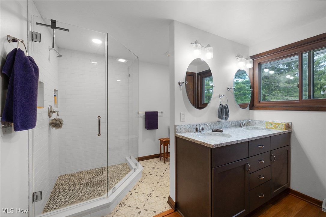 8735 Cedar Road Chesterland OH 44026