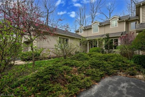 3382 E Glencoe Road Richfield OH 44286