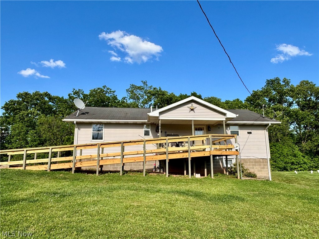104 Woodcrest Lane Marietta OH 45750