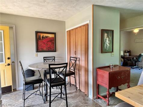 104 Woodcrest Lane Marietta OH 45750