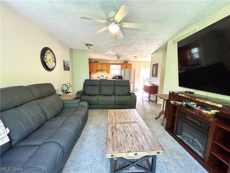 104 Woodcrest Lane Marietta OH 45750