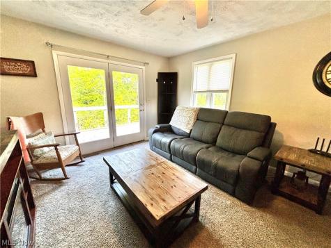 104 Woodcrest Lane Marietta OH 45750