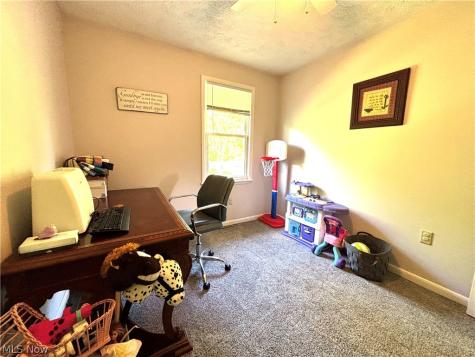 104 Woodcrest Lane Marietta OH 45750