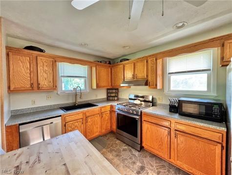 104 Woodcrest Lane Marietta OH 45750