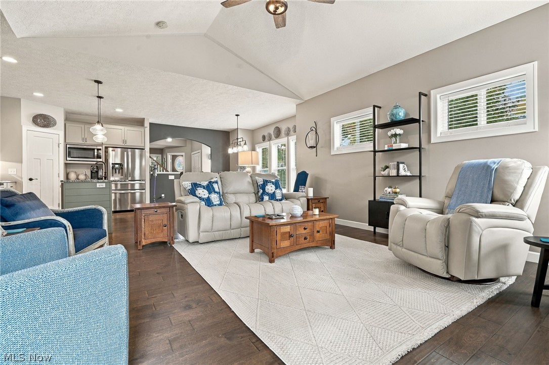 5944 Freitag NW Canton OH 44718