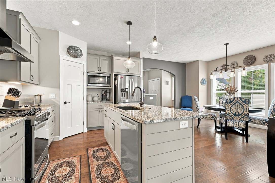 5944 Freitag NW Canton OH 44718