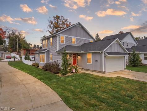 5944 Freitag NW Canton OH 44718