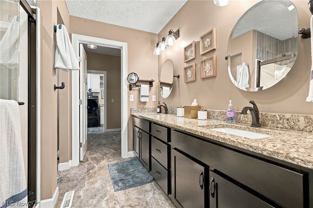 5944 Freitag NW Canton OH 44718