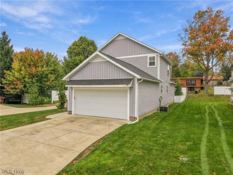 5944 Freitag NW Canton OH 44718