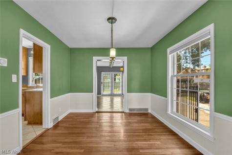 3678 Lynnfield Road Shaker Heights OH 44122