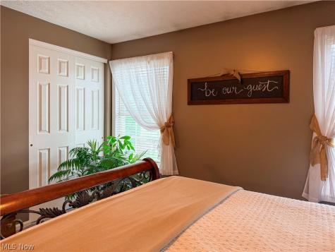 770 Woodview Drive Ashland OH 44805