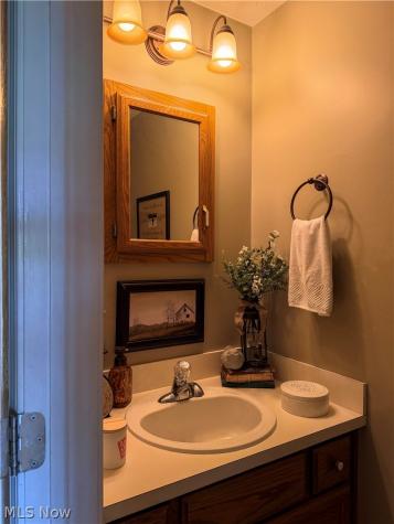 770 Woodview Drive Ashland OH 44805