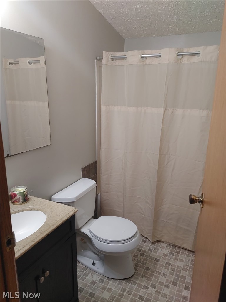6286 Spring Street Ravenna OH 44266