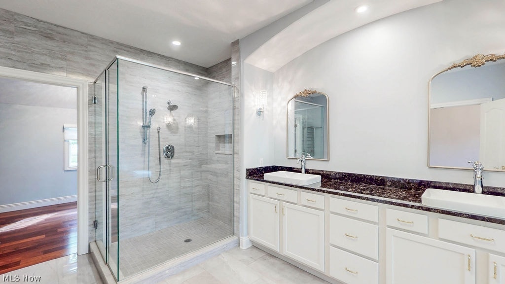 7920 Sunrise Lane Novelty OH 44072
