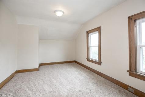930 E 250th Street Euclid OH 44132