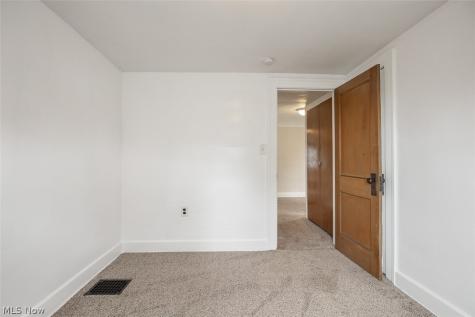 930 E 250th Street Euclid OH 44132