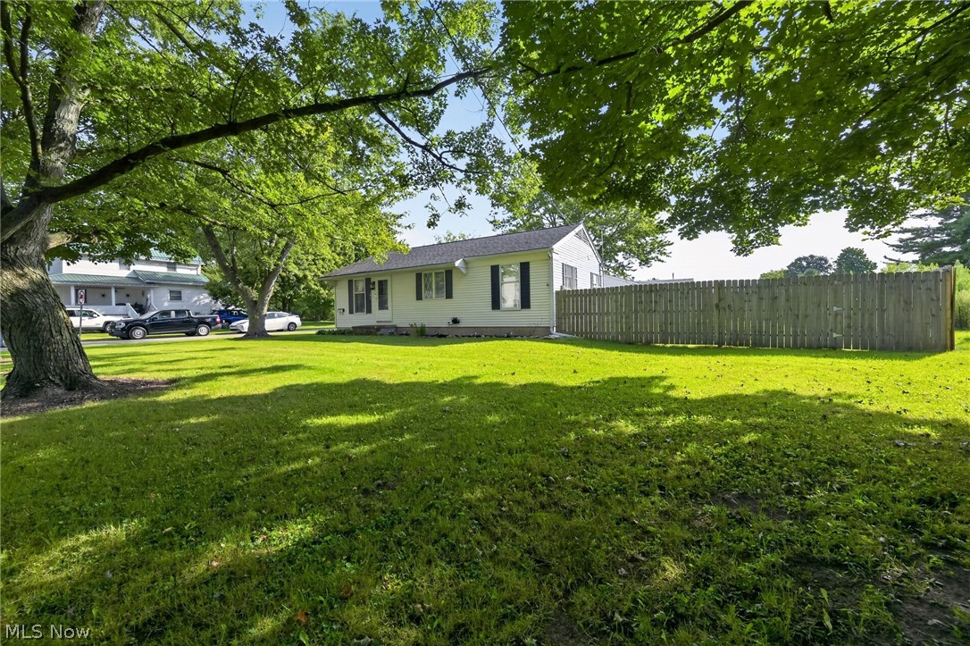 106 Howe Street Lodi OH 44254