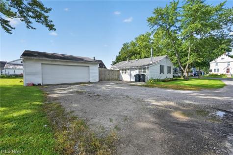 106 Howe Street Lodi OH 44254