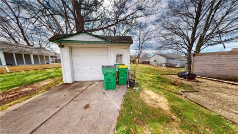 30008 Mildred Street Willowick OH 44095