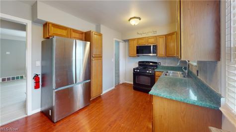 30008 Mildred Street Willowick OH 44095