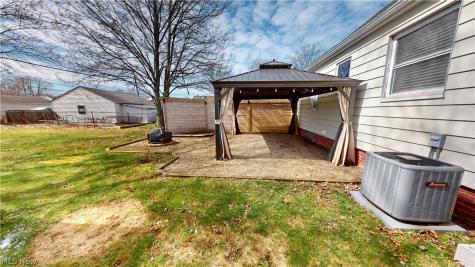 30008 Mildred Street Willowick OH 44095