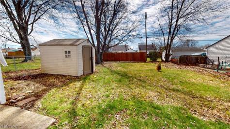 30008 Mildred Street Willowick OH 44095