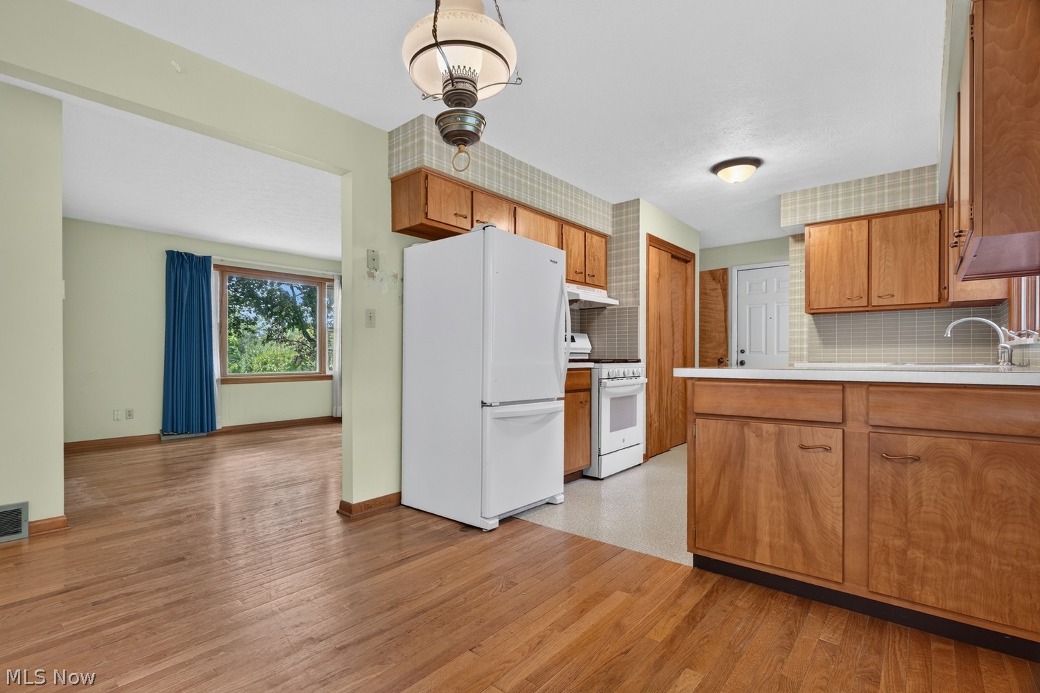 1593 Vermilion Road Vermilion OH 44089