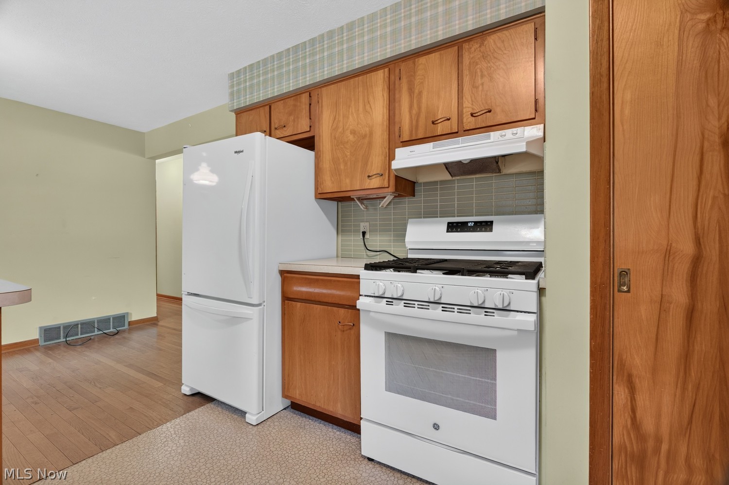 1593 Vermilion Road Vermilion OH 44089