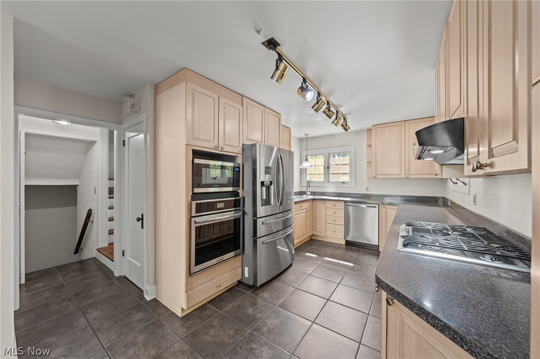 3007 Manchester Road Shaker Heights OH 44122