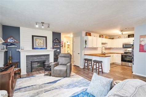 329 Spruce Street Barberton OH 44203