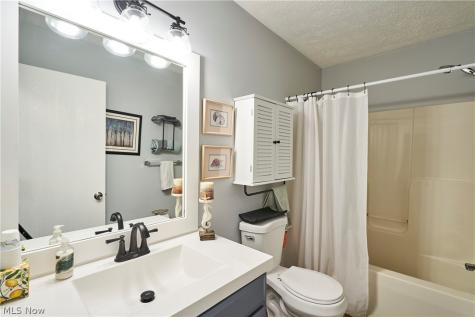 329 Spruce Street Barberton OH 44203