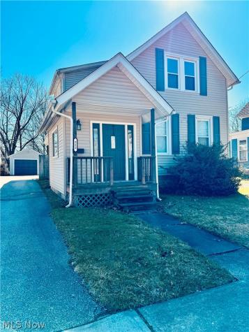 212 E Bridge Street Berea OH 44017