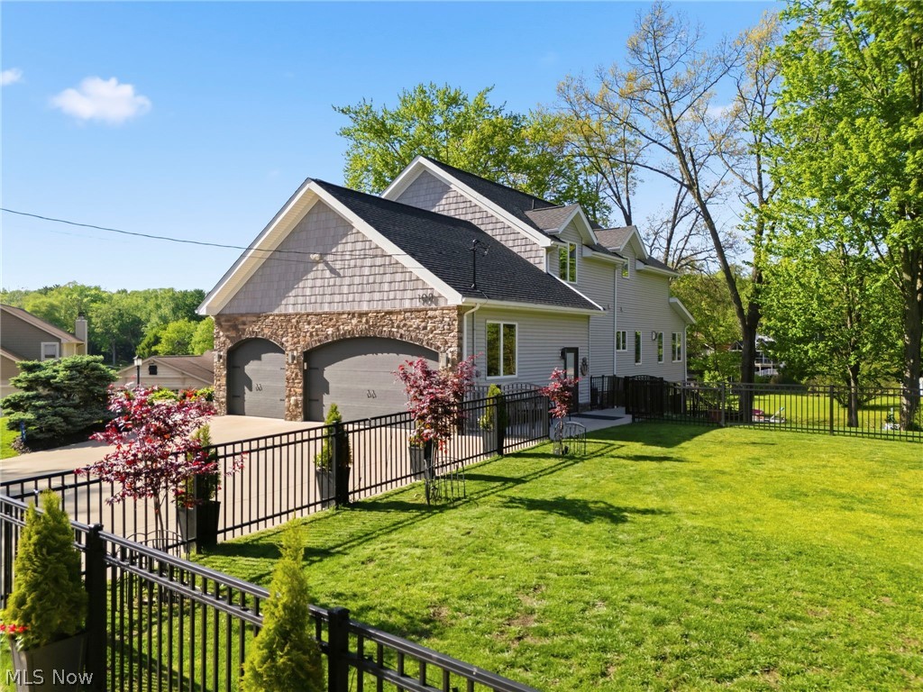 108 Spruce Drive NW North Canton OH 44720