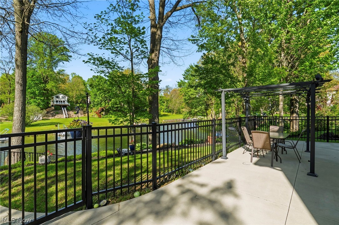 108 Spruce Drive NW North Canton OH 44720