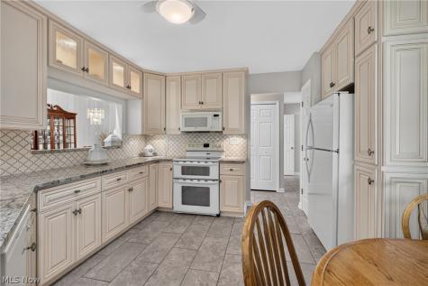 170 Marian Lane Berea OH 44017