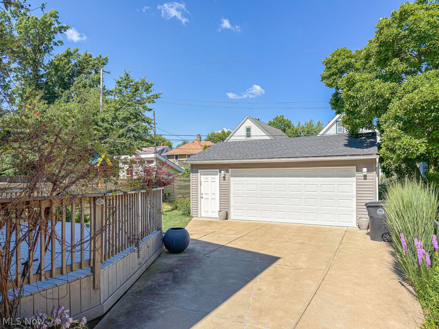 1326 W 104th Street Cleveland OH 44102