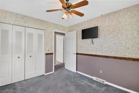 2426 Russell Avenue Youngstown OH 44509