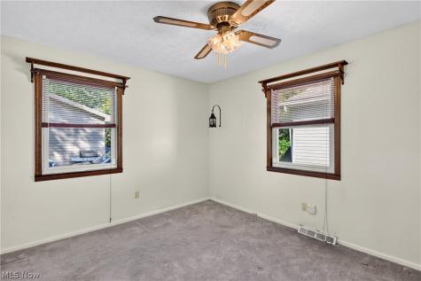 2426 Russell Avenue Youngstown OH 44509