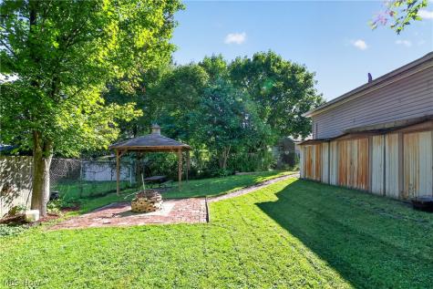 2426 Russell Avenue Youngstown OH 44509