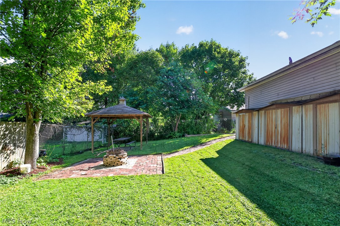 2426 Russell Avenue Youngstown OH 44509